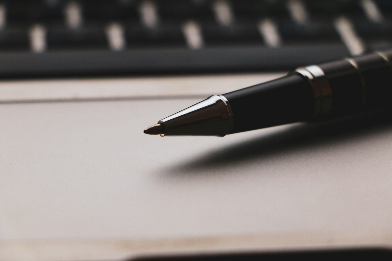 Why Expert Assignment Support Helps Students Improve Quality and Save Time